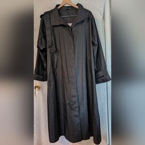 British Mist Women's Full‎ Length Black Coat w Polka Dot Detail Sz.14